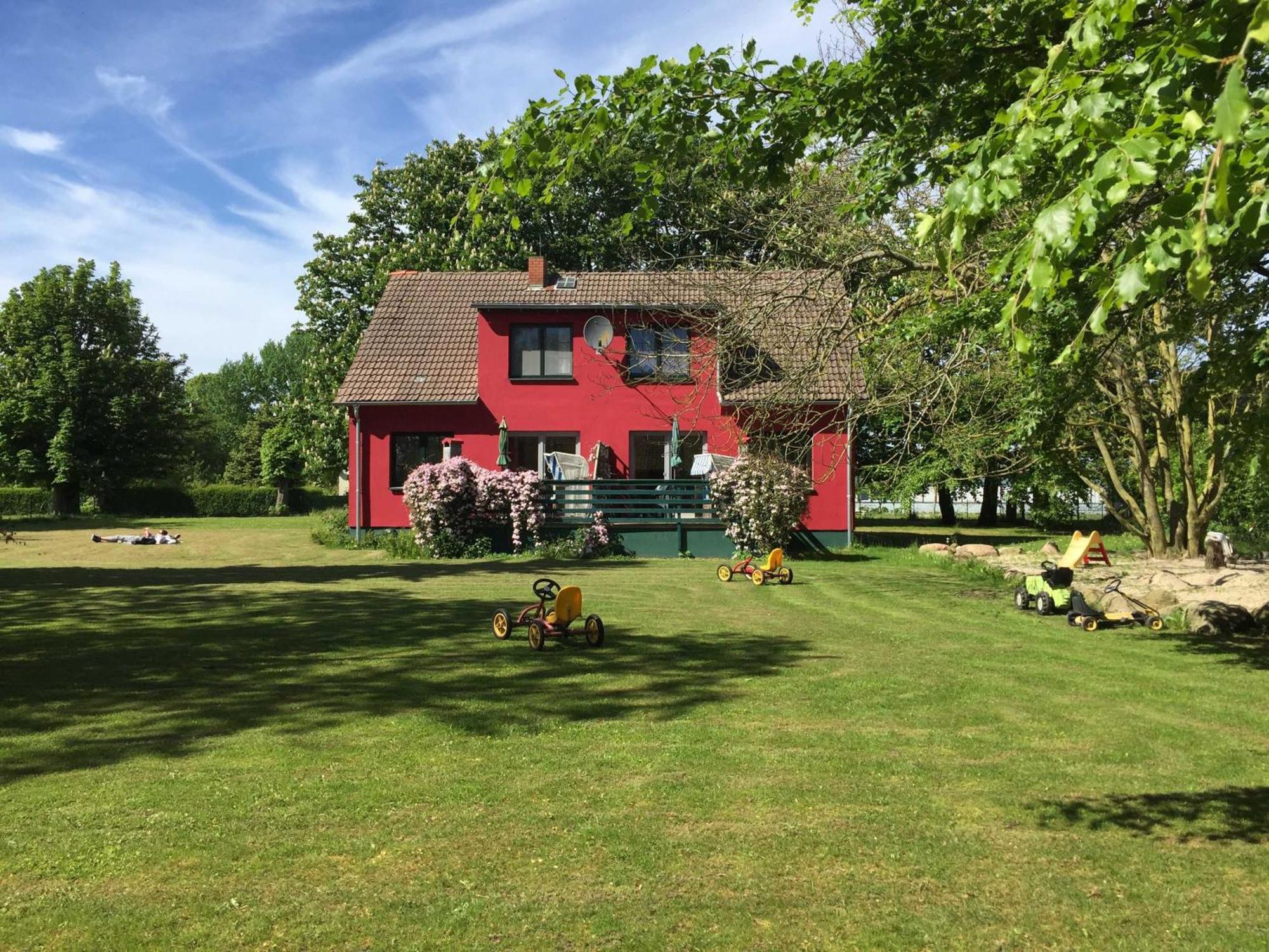 Ferienhaus 1 _ Ferien Im Gutspark Mattchow Екстер'єр фото